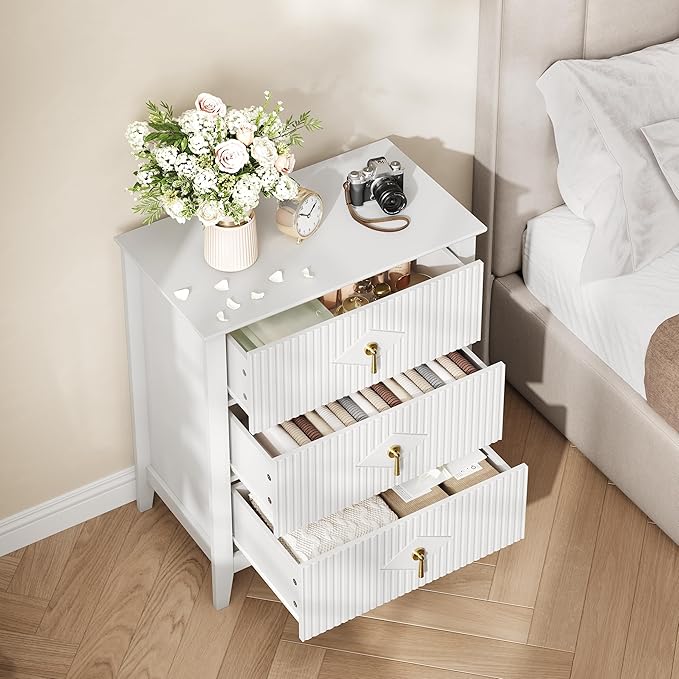 GarveeHome Wood Nightstand Fluted Dresser for Bedroom, 27.5" Wide 3-Drawer Bedside Tables, Modern Chest of Drawers, Storage End Table Living Room, Hallway, Entryway, White