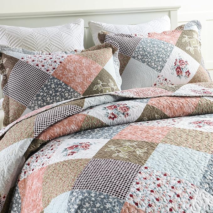 HoneiLife Quilt Set Queen Size - 3 Piece Microfiber Quilts Reversible Bedspreads Patchwork Coverlets Floral Bedding Set All Season Quilts,Mocha Rose-Queen/Full Size