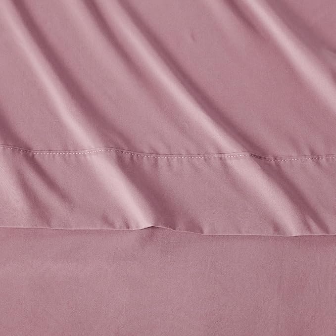 Amazon Basics Lightweight Microfiber 3-Piece Bed Sheet Set, Rose, Solid, Twin XL