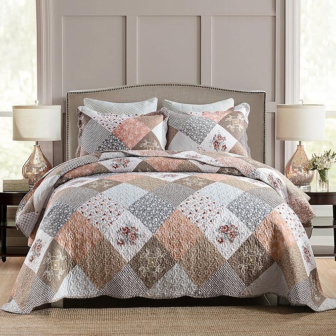HoneiLife Quilt Set King Size - 3 Piece Microfiber Quilts Reversible Bedspreads Patchwork Coverlets Floral Bedding Set All Season Quilts-Mocha Rose,King Size