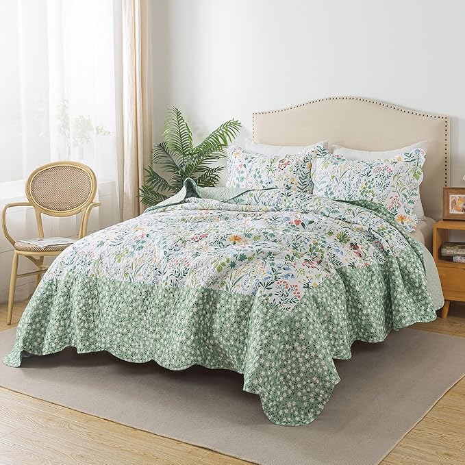 HoneiLife Oversized Queen Bedspread - Floral Quilt Sets 106"x106",3-Piece Lightweight Bedspreads Microfiber Coverlets Queen Quilt Bedding Sets Wildflower Quilts for All Season Use