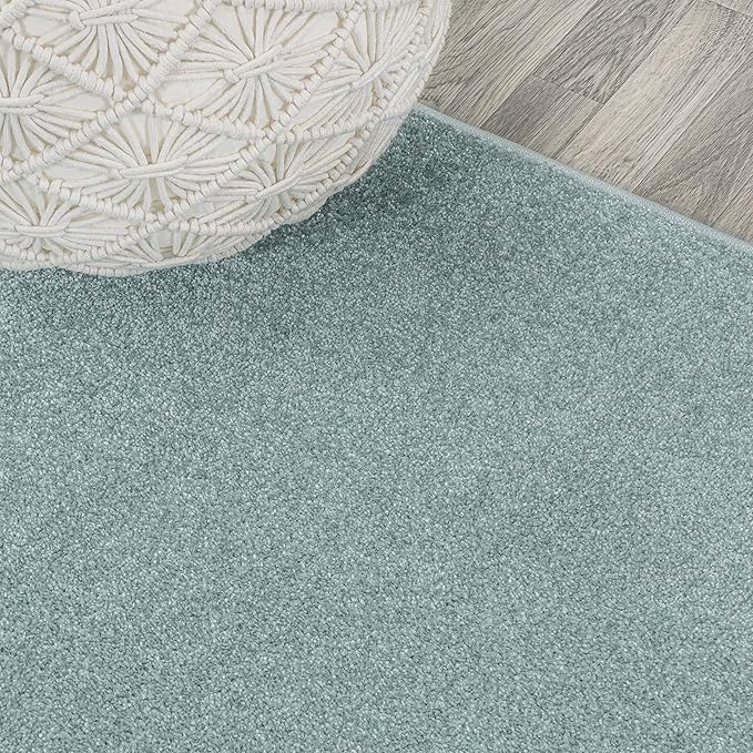 JONATHAN Y Haze Solid Low-Pile Aqua Blue Indoor Area Rug 6x9, Coastal,Bohemian,Minimalist,Classic, Easy-Cleaning for Living Room,Bedroom,Kitchen,Pet Friendly,Non-Shedding (SEU100S-6)