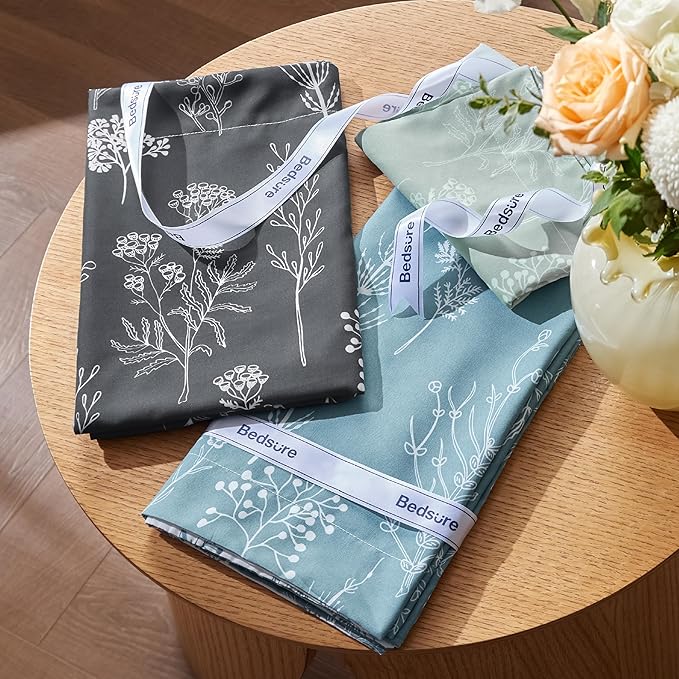 Bedsure Twin/Twin XL Comforter Set - Dark Grey Bed Set, 2 Pieces Cute Floral Bedding, 1 Soft Reversible Botanical Flowers Comforter and 1 Pillow Sham
