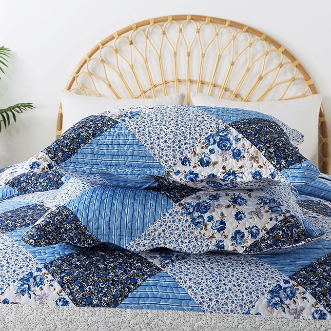 HoneiLife Quilt Set Queen Size - 3 Piece Microfiber Quilts Reversible Bedspreads Patchwork Coverlets Floral Bedding Set All Season Quilts with Blue and White Porcelain Pattern,Queen Size