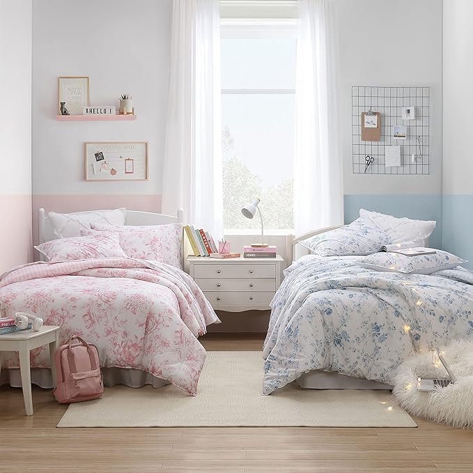 Laura Ashley - King Comforter Set, Soft & Reversible Cotton Bedding with a Smooth Feel, Medium Weight for Year Round Comfort, 3 Piece Bed Set with Matching Pillowcases (Delphine Mauve Pink)