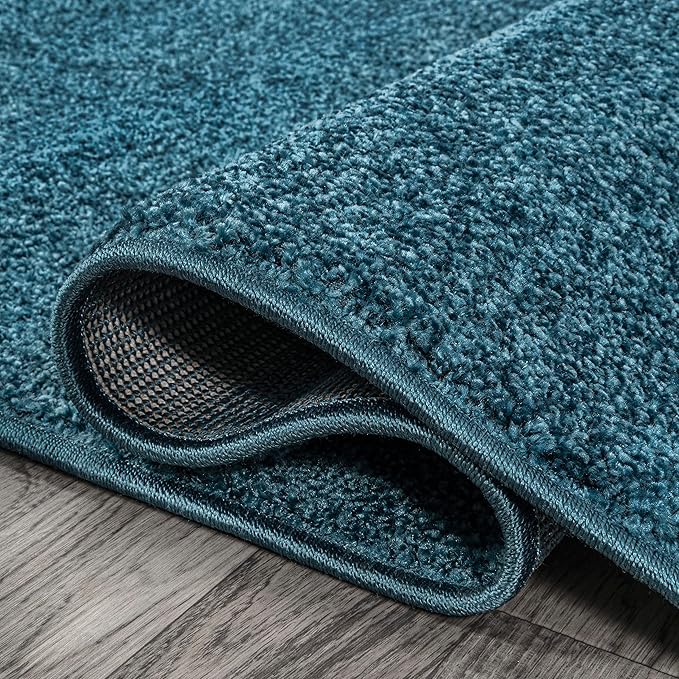 JONATHAN Y Haze Solid Low-Pile Turquoise Indoor Area Rug 6x9, Coastal,Bohemian,Minimalist,Classic, Easy-Cleaning for Living Room,Bedroom,Kitchen,Pet Friendly,Non-Shedding (SEU100H-6)