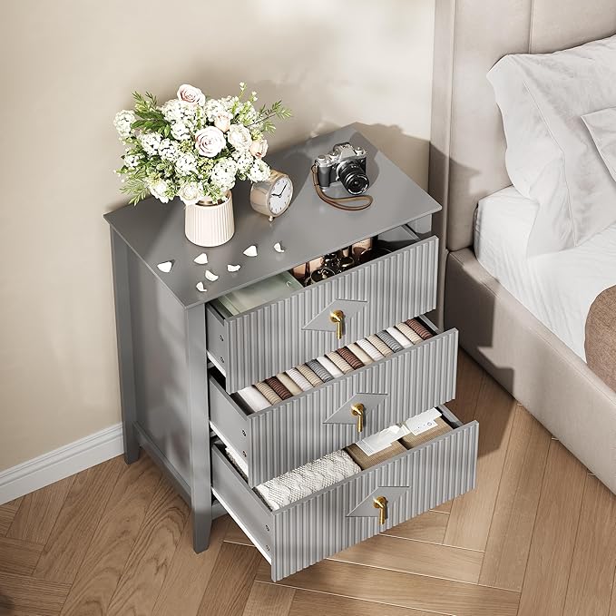 GarveeHome Wood Nightstand Fluted Dresser for Bedroom, 27.5" Wide 3-Drawer Bedside Tables, Modern Chest of Drawers, Storage End Table Living Room, Hallway, Entryway, Grey