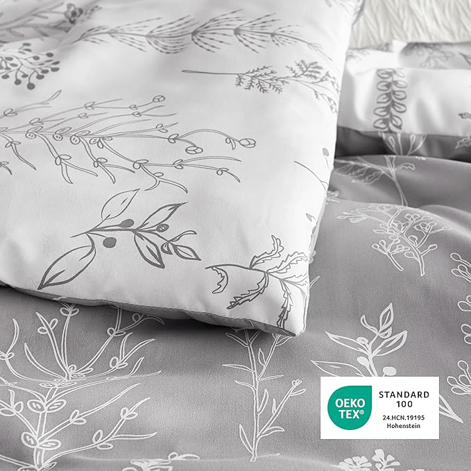 Bedsure Oversized Queen Comforter Set - Grey Bed Set, 3 Pieces Cute Floral Bedding, 1 Soft Reversible Botanical Flowers Comforter and 2 Pillow Shams