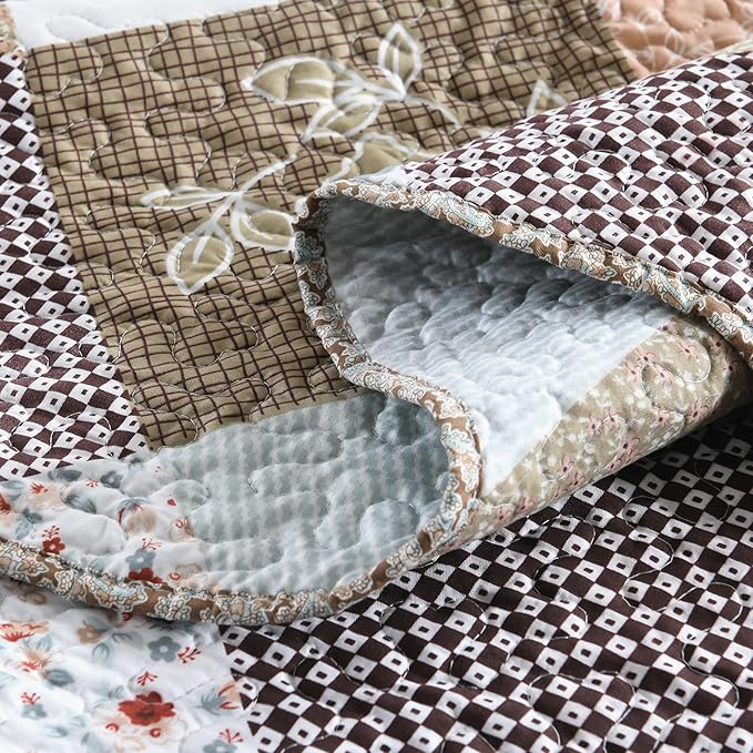 HoneiLife Quilt Set King Size - 3 Piece Microfiber Quilts Reversible Bedspreads Patchwork Coverlets Floral Bedding Set All Season Quilts-Mocha Rose,King Size