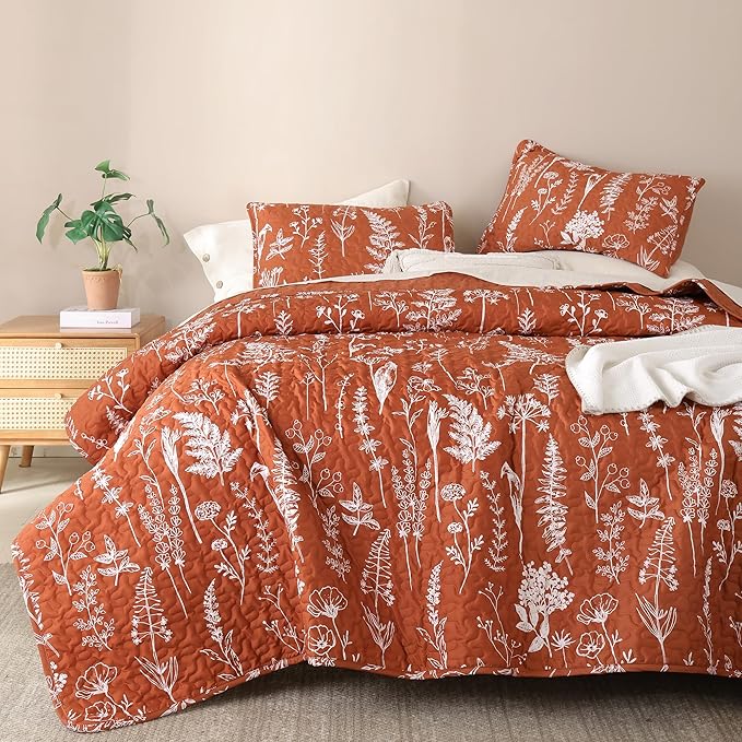 JANZAA Quilts Queen Size Floral Bed Spread Terracotta Quilts Queen Size with Botanical Pattern Burnt Orange Microfiber Bedding Set Lightweight Farmhouse (2 Pillow Cases)