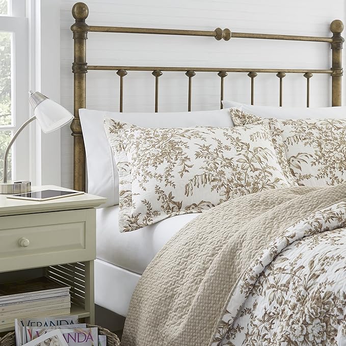 Laura Ashley - King Quilt Set, Reversible Cotton Bedding with Matching Shams, Home Decor for All Seasons (Bedford Mocha, King)