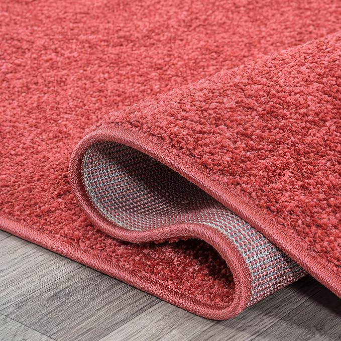 JONATHAN Y Haze Solid Low-Pile Red 6x9 Oval Indoor Area Rug, Coastal,Bohemian,Minimalist,Classic, Easy-Cleaning for Living Room,Bedroom,Kitchen,Pet Friendly,Non-Shedding (SEU100E-6OV)