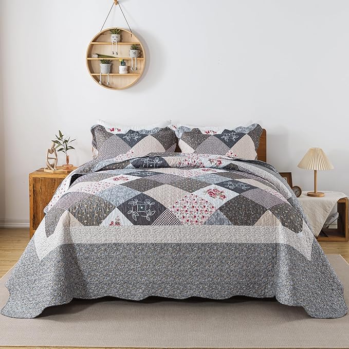 HoneiLife Oversized Queen Bedspread - 106"x106" Quilt Sets 3-Piece, Rustic Bedding Sets Queen Size, Queen Quilt Bedding Set for All Season Use, Patchwork Coverlet for Queen Beds