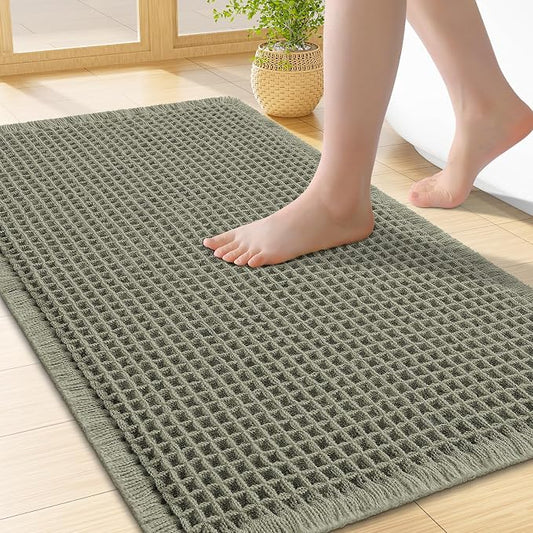 Smiry Waffle Bath Mat 24x16, Extra Soft Absorbent Bathroom Rugs, Non Slip Machine Washable Quick Dry Bath Rugs for Bathroom Floor, Tub, Shower, Home Decor Accessories, Green