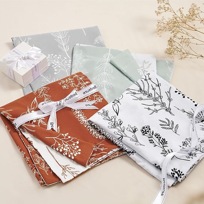 Bedsure Duvet Cover Queen Size - Reversible Terracotta Queen Duvet Cover Set with Zipper Closure, 3 Pieces Floral Patterned Bedding Set with 8 Corner Ties and 2 Pillow Shams