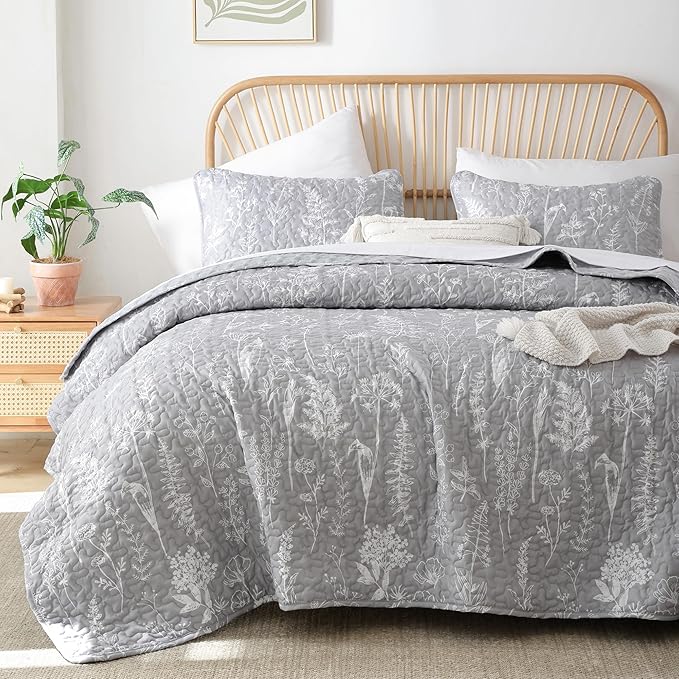 JANZAA Quilts Queen Size Bed Spread Botanical 3 Pieces Quilts Queen Size Sets with Floral Pattern Lightweight Microfiber Bedding Reversible 1 Quilt and 2 Pillow Cases-Grey