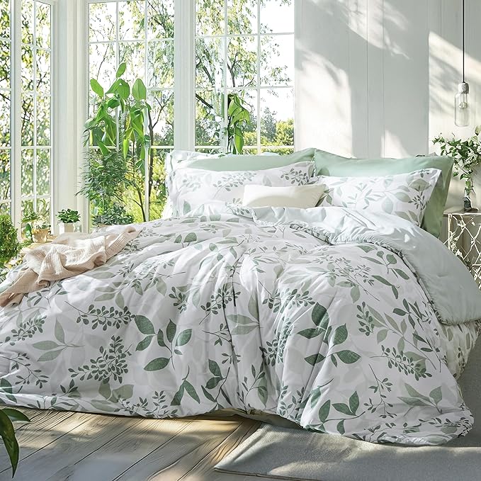 Bedsure Comforter Set King Size - Cute Floral Bedding Comforter Set, 3 Pieces, 1 Soft Reversible Sage Green Botanical Flowers Comforter and Pillow Shams