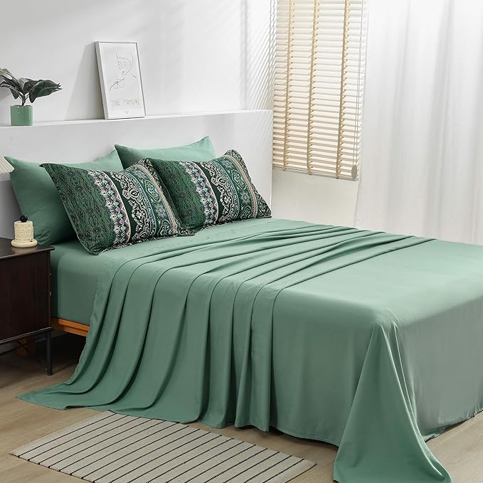 Boho Green Comforter Set Queen Size,8 Piece Bed in a Bag Bohemian Striped Bedding Quilt Set,Dark green Paisley Floral Comforter and Sheet Set,Soft Microfiber Complete Bedding Sets for All Season