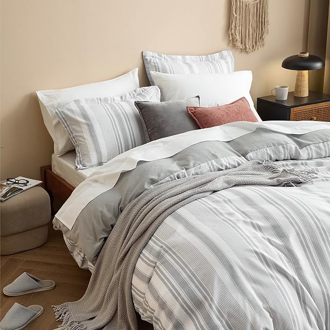 Bedsure Duvet Cover King Size - Striped Reversible Duvet Cover Set with Zipper Closure, 3 Pieces Grey Bedding Set with 8 Corner Ties and 2 Pillow Shams 20"x36"