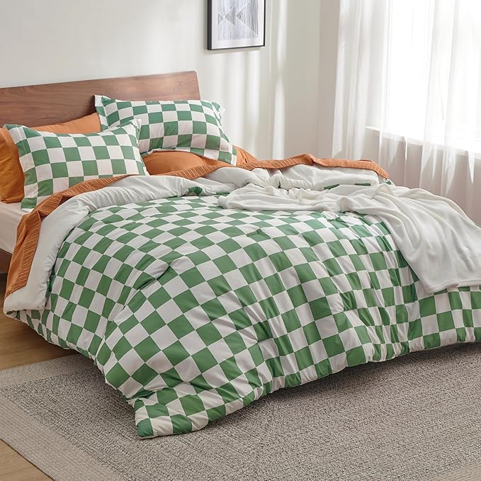 Bedsure Comforter Set Queen Size - Checkered Bedding Comforter Set for Boys, 3 Pieces, 1 Soft Green Comforter and 2 Pillow Shams