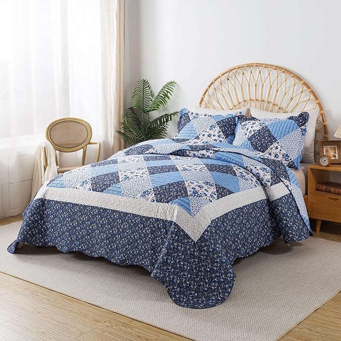 HoneiLife California King Quilt 120x120-3 Pcs Oversized King Bedspreads, Extra Large Quilt Sets All Season Use,Rustic Bedding Sets King Size,Reversible Coverlet Microfiber Bed Quilts, Blue