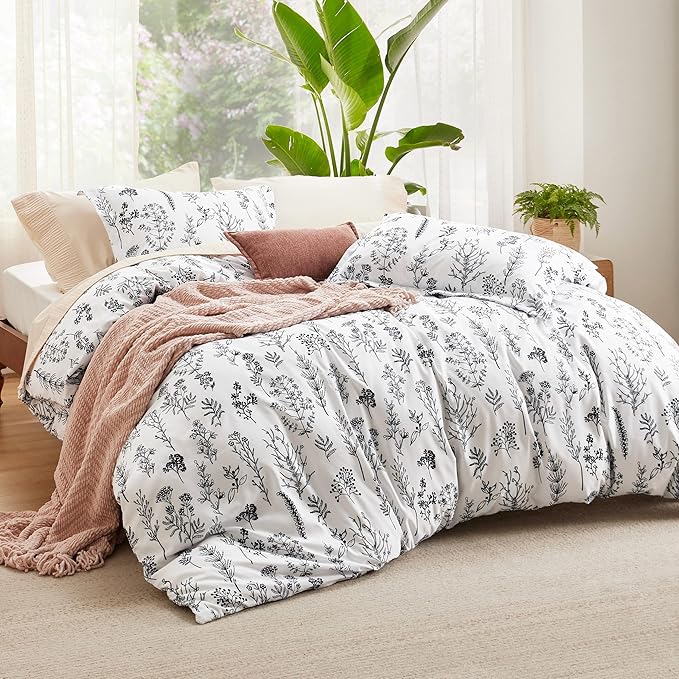 Bedsure Full Comforter Set - Bright White Bed Set, 3 Pieces Cute Floral Bedding, 1 Soft Reversible Botanical Flowers Comforter and 2 Pillow Shams