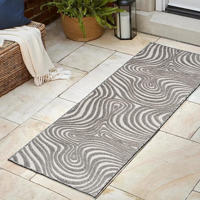 JONATHAN Y Maribo High-Low Abstract Striped Gray/Ivory 2x10 Indoor/Outdoor Runner Rug, Pet Friendly, Non-Shedding, Stain Resistant, Easy-Cleaning for Backyard, Patio (SCN103B-210)