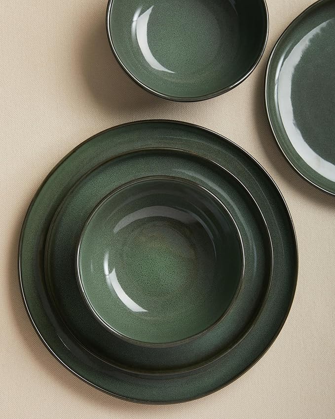 Pokini Large Holiday Dinnerware Sets for 8, Ceramic Plates and Bowls Set, Kitchen Dish Set, Microwave & Dishwasher Safe Dishware, Perfect for Christmas & Thanksgiving, Forest Green