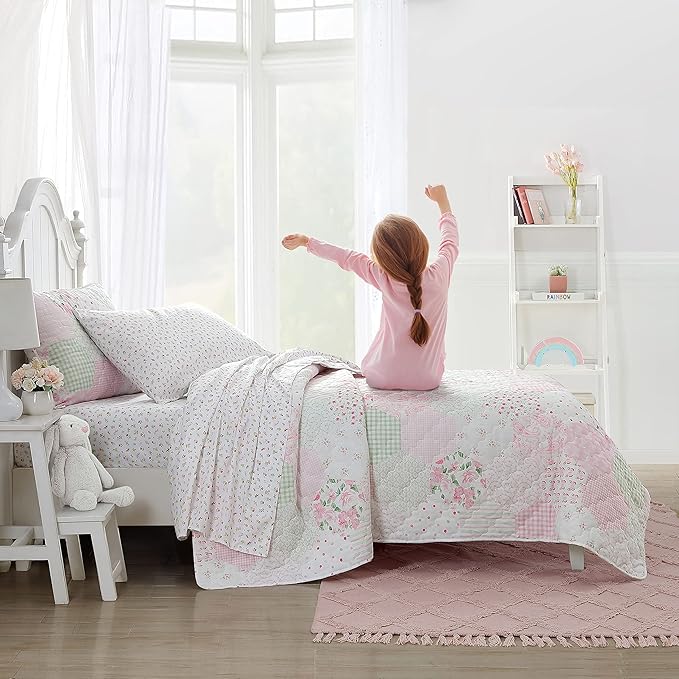 Laura Ashley Kids - Queen Sheet Set, Soft & Wrinkle-Resistant Toddler Bedding Set, Fun & Whimsical Bedroom Decor, Ideal Girl Room Essentials, Bed Sheets with Matching Pillowcases (Mae Pink)