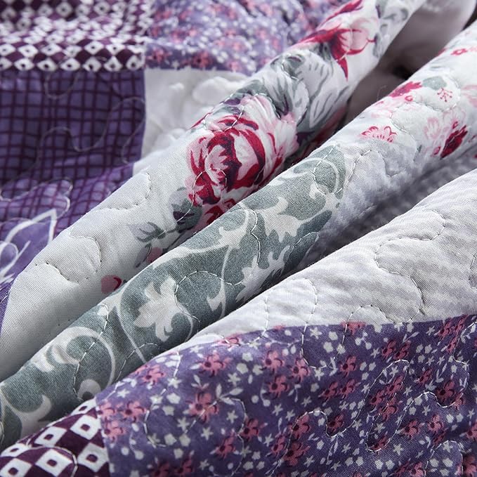 HoneiLife Quilt Set Twin Size - 2 Piece Microfiber Quilts Reversible Bedspreads Patchwork Coverlets Floral Bedding Set All Season Quilts with Geometric and Little Rose Print Pattern，Purple