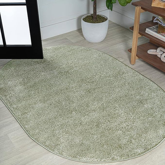 JONATHAN Y Haze Solid Low-Pile Green 5x8 Oval Indoor Area Rug, Coastal,Bohemian,Minimalist,Classic, Easy-Cleaning for Living Room,Bedroom,Kitchen,Pet Friendly,Non-Shedding (SEU100O-5OV)