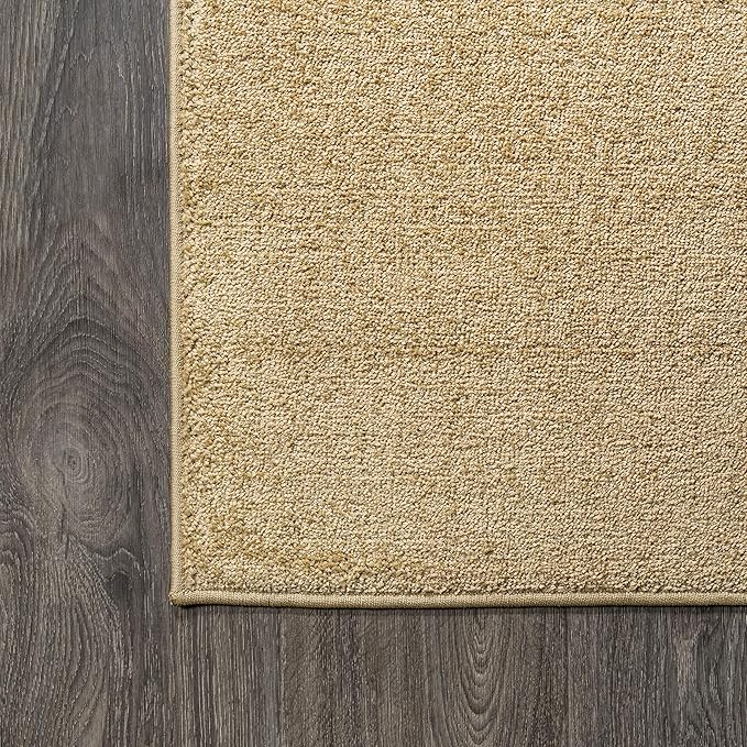 JONATHAN Y Haze Solid Low-Pile Mustard Indoor Area Rug 4x6, Coastal,Bohemian,Minimalist,Classic, Easy-Cleaning for Living Room,Bedroom,Kitchen,Pet Friendly,Non-Shedding (SEU100B-4)
