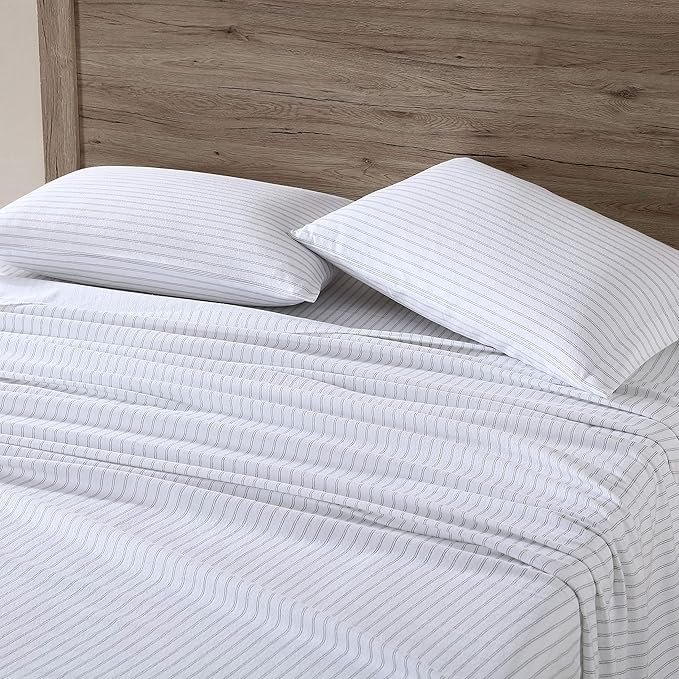Eddie Bauer - Flannel Sheets Queen Size, Anti-Pilling & Wrinkle Resistant Cotton, Touchably Soft for All-Season Comfort - Bed Sheets with Matching Pillowcases & Fitted Sheet (Trail Stripe Grey)