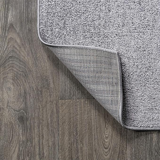 JONATHAN Y Haze Solid Low-Pile Gray 4' Round Indoor Area Rug, Coastal,Bohemian,Minimalist,Classic, Easy-Cleaning for Living Room,Bedroom,Kitchen,Pet Friendly,Non-Shedding (SEU100A-4R)
